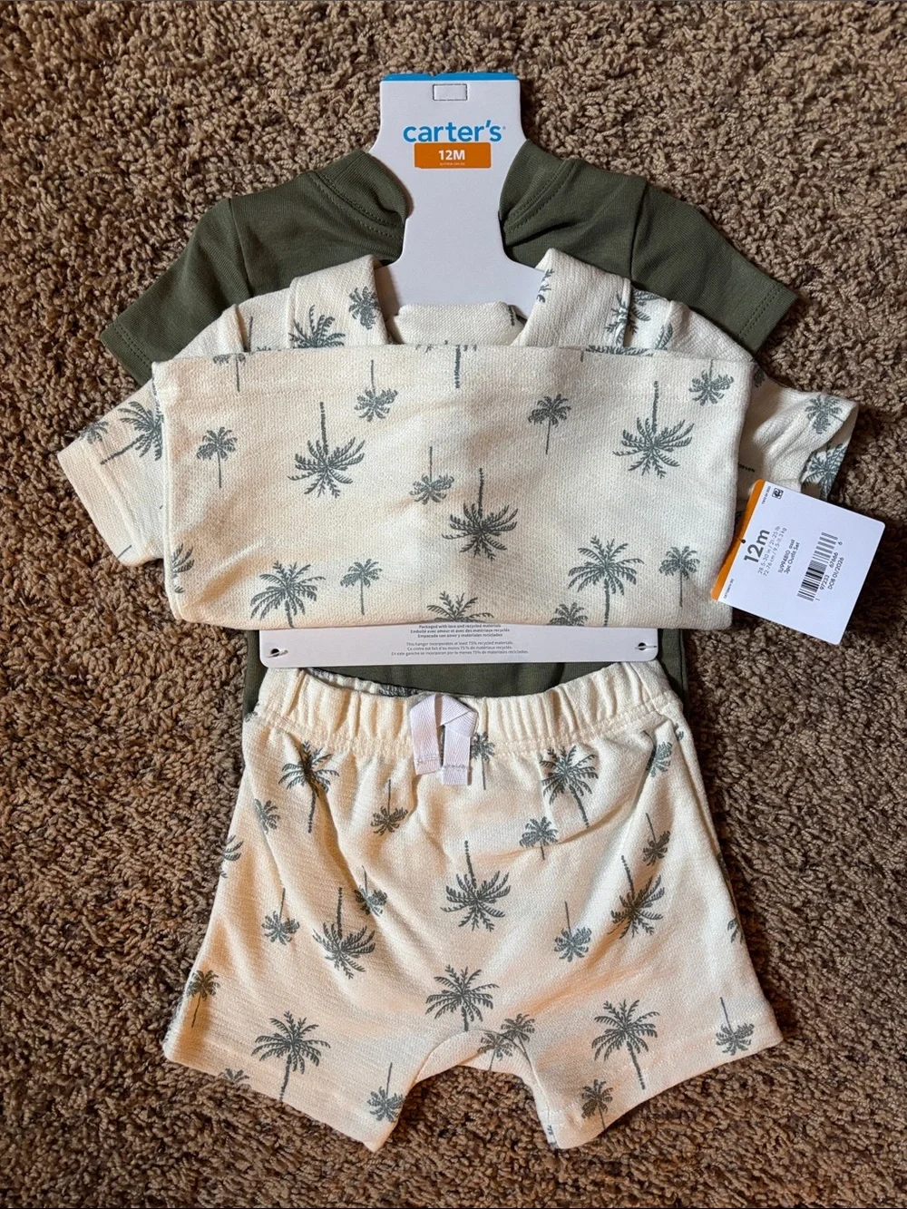 NWT Carter’s 12 month baby 3 piece set